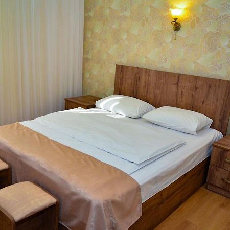 Asour Hotel Goris Eksteriør bilde