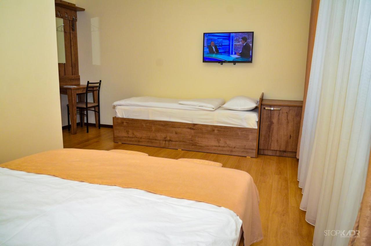 Asour Hotel Goris Eksteriør bilde